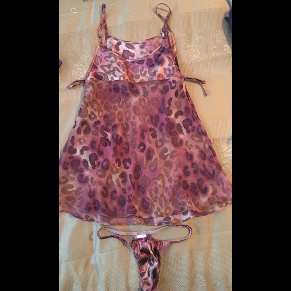 Women’s sleepwear size small new